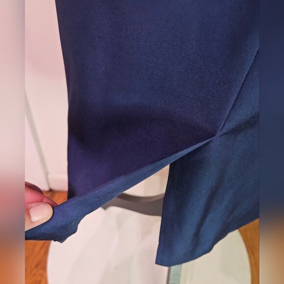 Talbots blue silk 100% silk short sleeved sheath dress. Size 6 - Picture 4 of 9